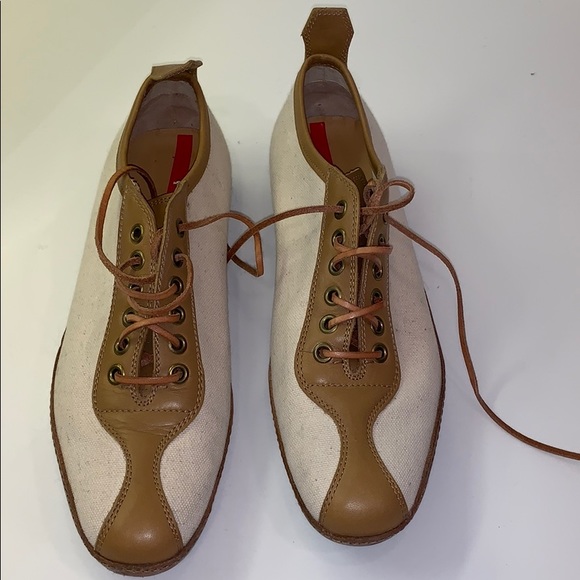 Prada Prada! Real deal! Oxford; cream & tan. Mint! - Picture 1 of 8